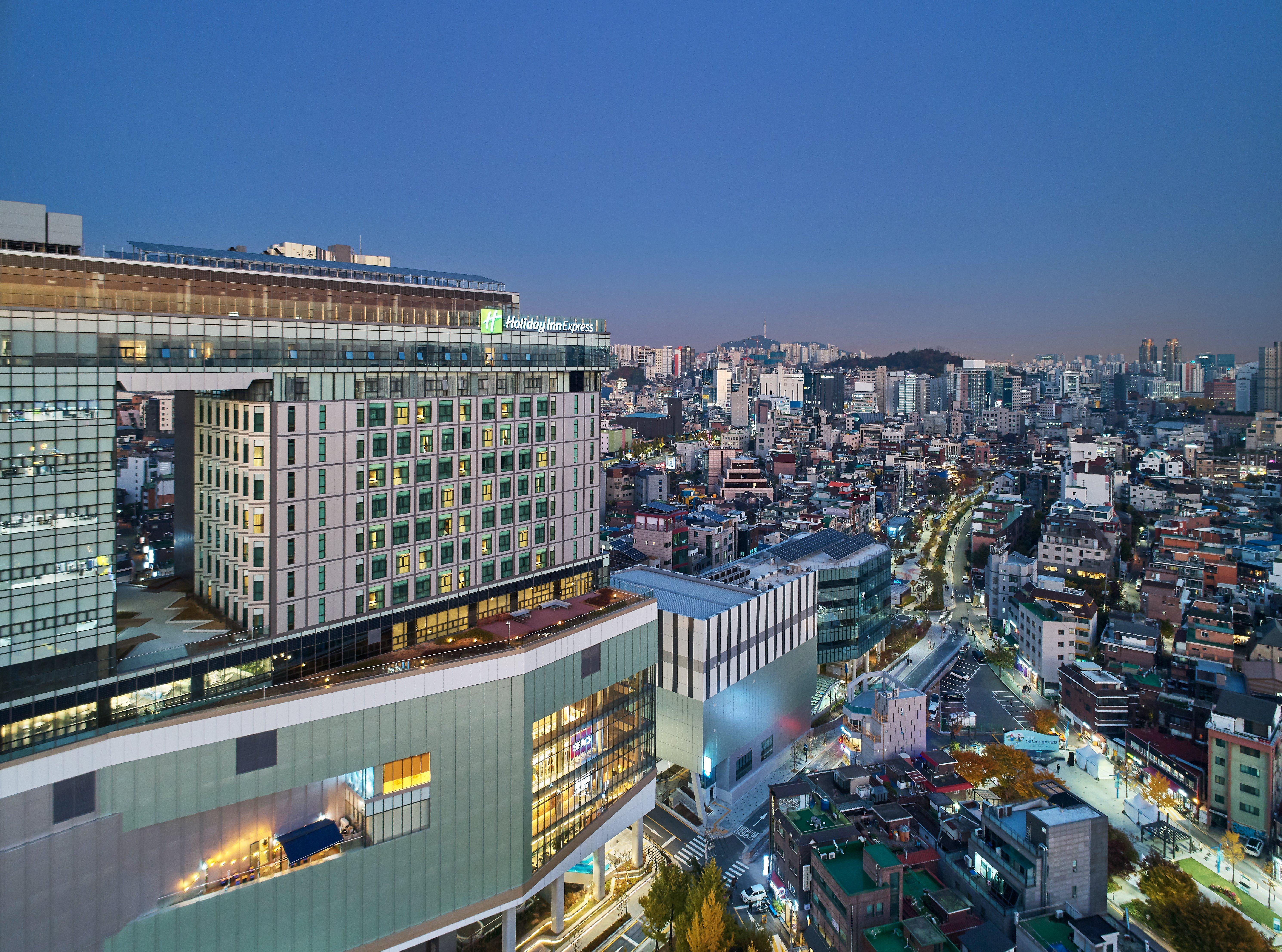 Holiday Inn Express Seoul Hongdae, An Ihg Hotel Exteriör bild